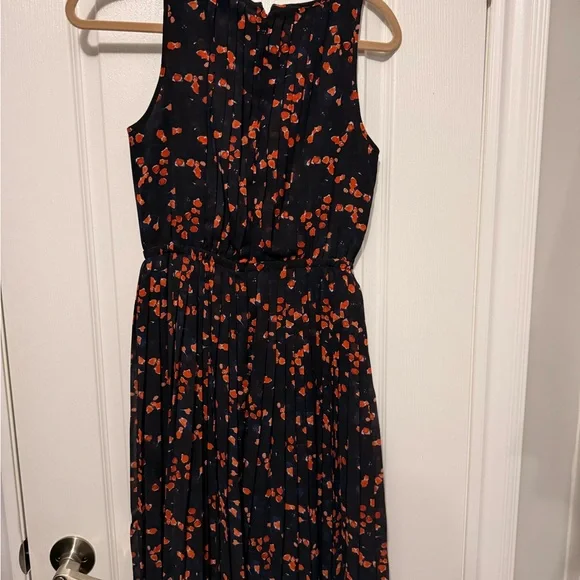 Ann Taylor Factory Black and Orange Midi Pleated Dress - Picture 2 of 2
